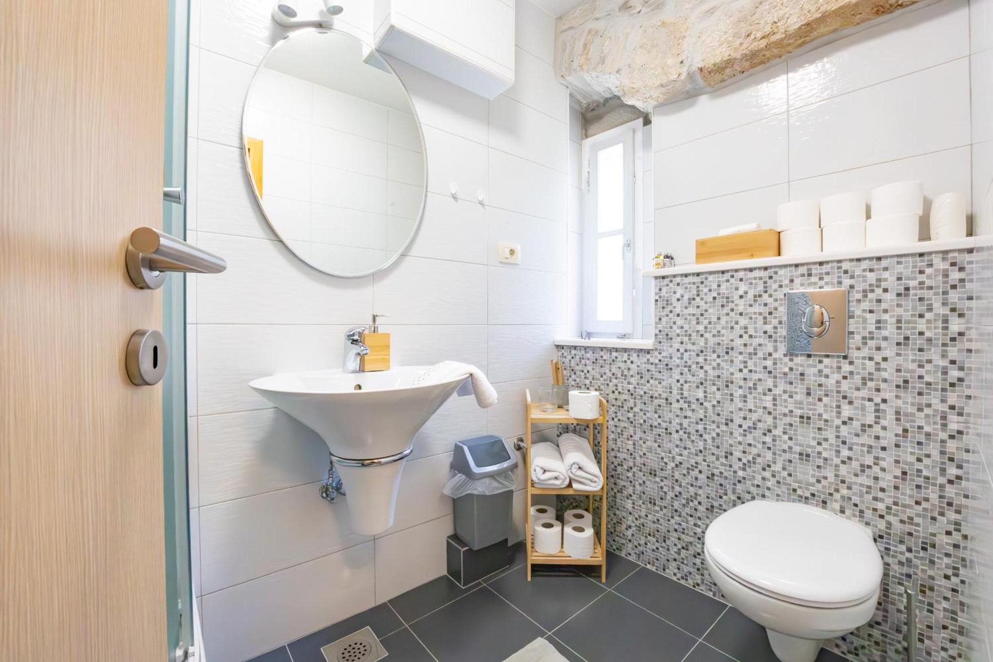 Villa Stone House Kurtic Stara Podgora Esterno foto